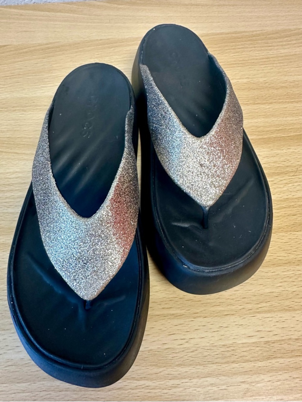 Crocs Glitter Platform Flip Flop Sandals - Rose Gold Glitter Straps